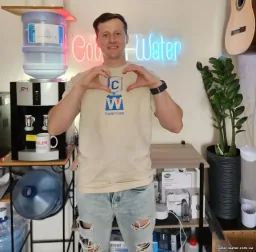 Засновник CoolerWater Микола