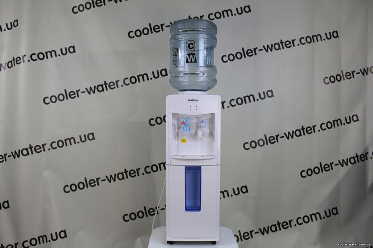 Фото1 обзор кулер для воды HotFrost V118 с нагревом и компрессор