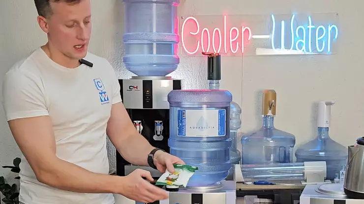 Чистка и дезинфекция кулера для воды своими руками