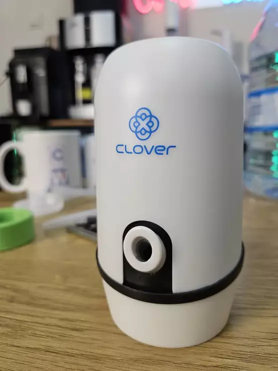 Помпа для воды на бутыли 5 л Clover E10