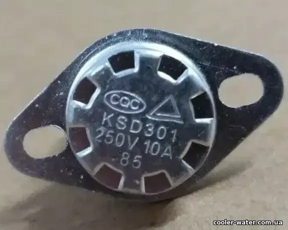 Маркування KSD301 85 °C 250 В 10 А на термодатчику кулера води