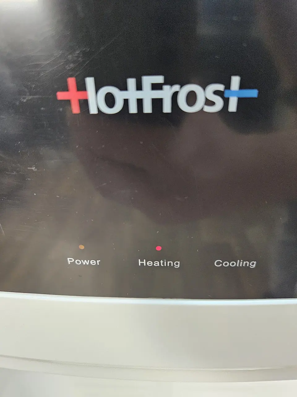 Заводський шильдик HotFrost V8020