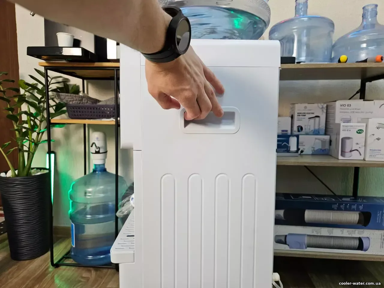 Кулер для води Clover LB-LWB 0,5-5X14 — авторське фото 17