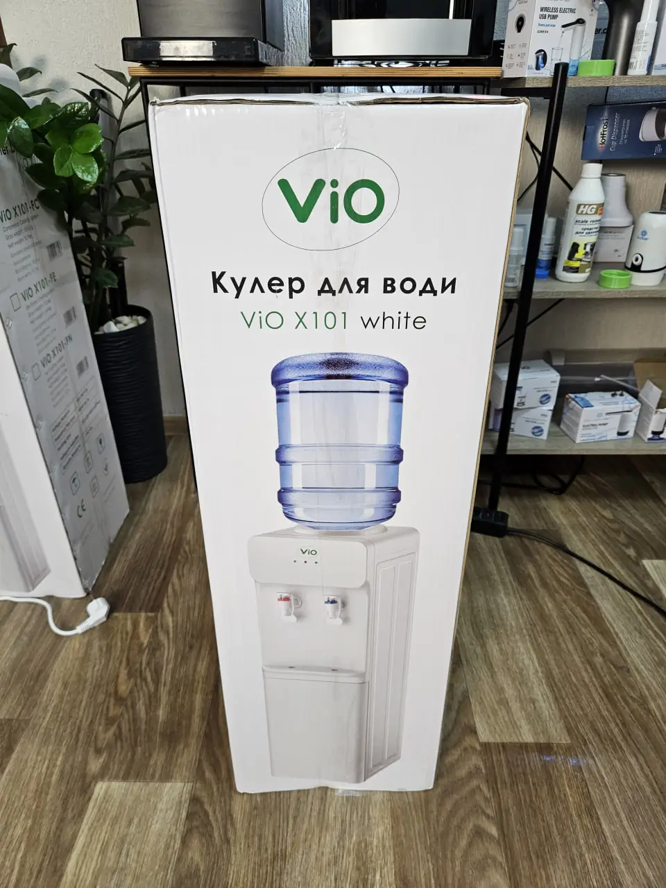 Заводська коробка кулера ViO X101