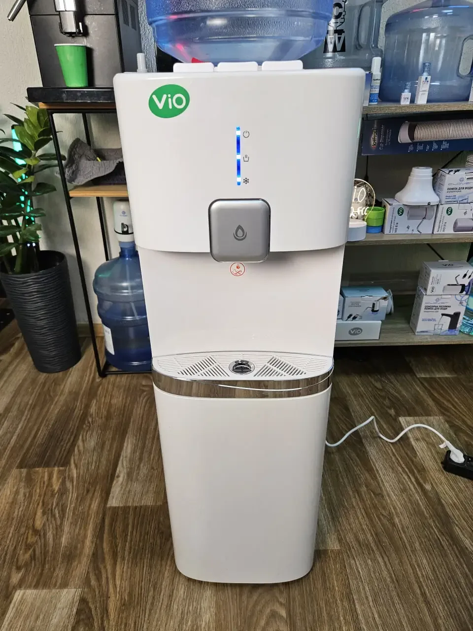 Кулер для води ViO X62-FCC — оригінальне фото 2