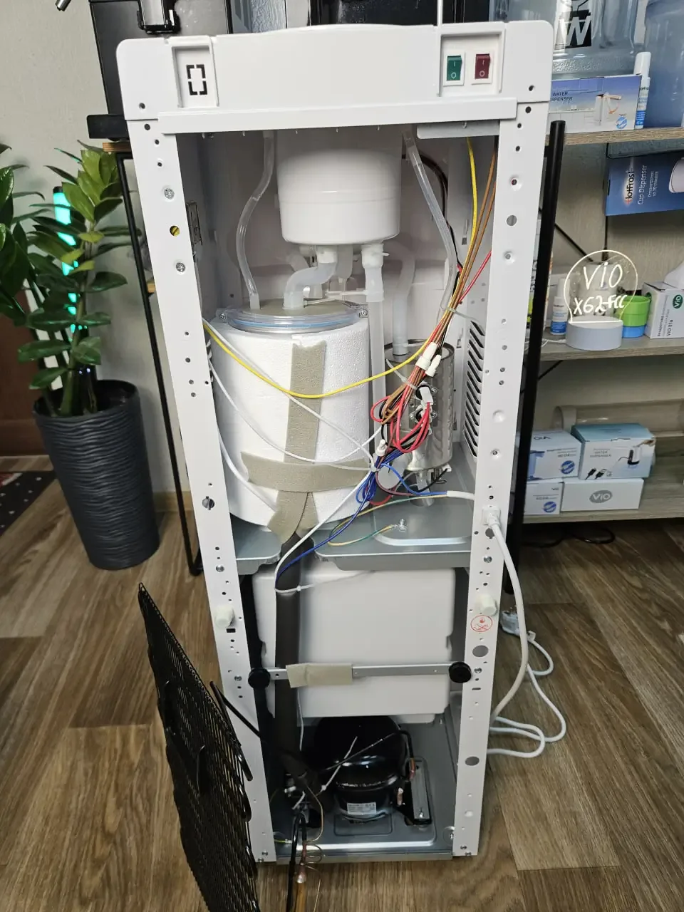 Кулер для води ViO X62-FCC — оригінальне фото 17